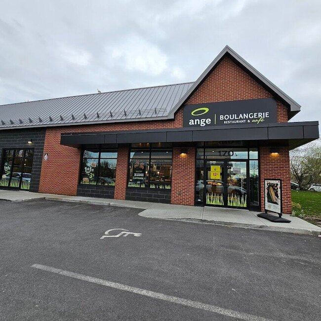 Boulangerie Ange - Restaurants pr&egrave;s de: J7A2H3