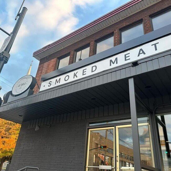 Delicatessen Place - Restaurants pr&egrave;s de: J2G4E8