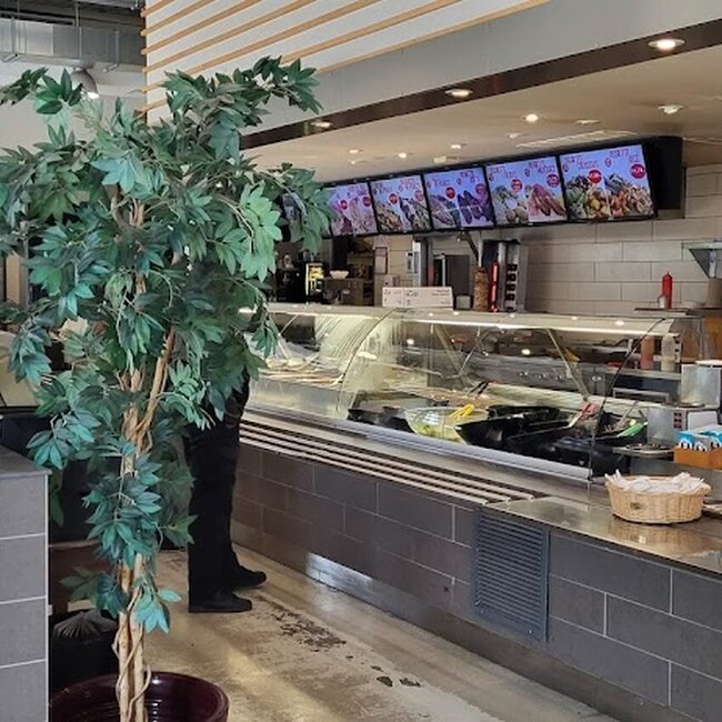 Les Grillades Du C&egrave;dre - Restaurants Libanais Montr&eacute;al