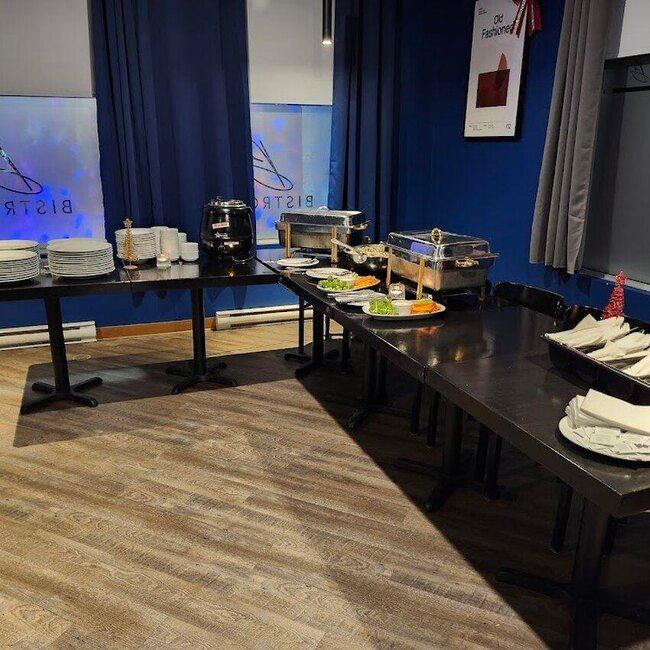 Bistro 22 Restaurant