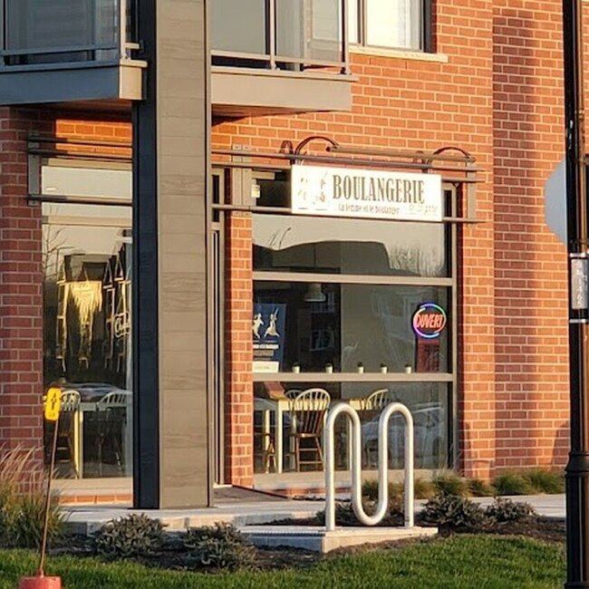 La Femme et Le Boulanger - Restaurants pr&egrave;s de: J3G0C3