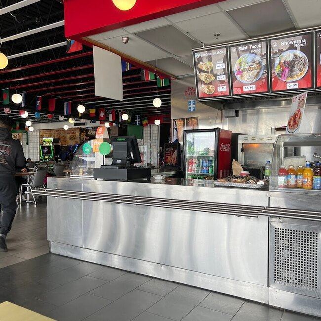 Shawarma King - Restaurants pr&egrave;s de: H1S1M5