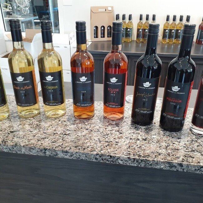 Le Bourg des Cèdres Vaudreuil-Dorion - Menu, avis & plus janvier 2026