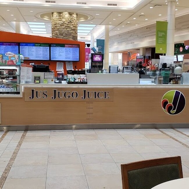 Jugo Juice - Restaurants pr&egrave;s de: J7A2H3