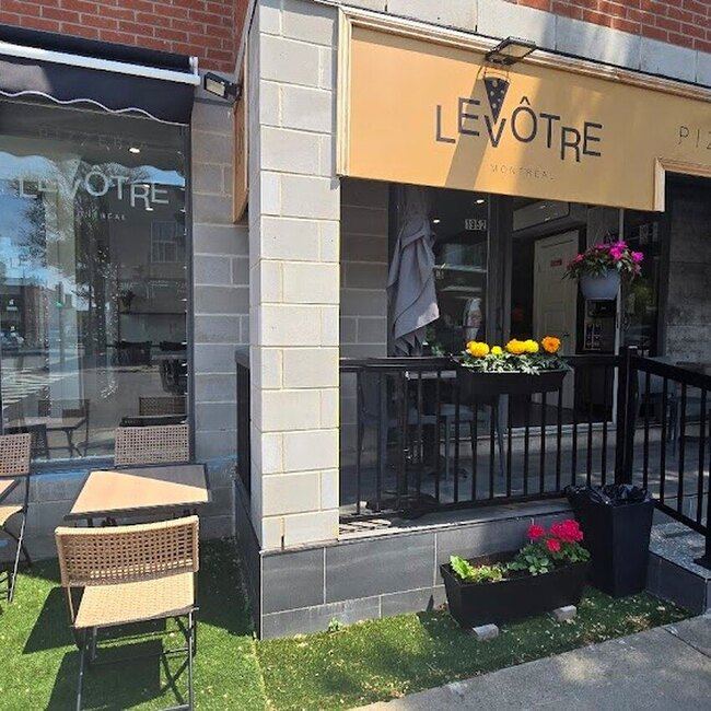 Pizzeria Le votre - Restaurants Pizza Rosemont-La Petite-Patrie