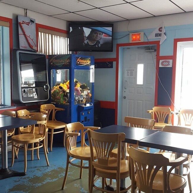 Bistro Douville Inc -  Restaurants Near: J2S6S7