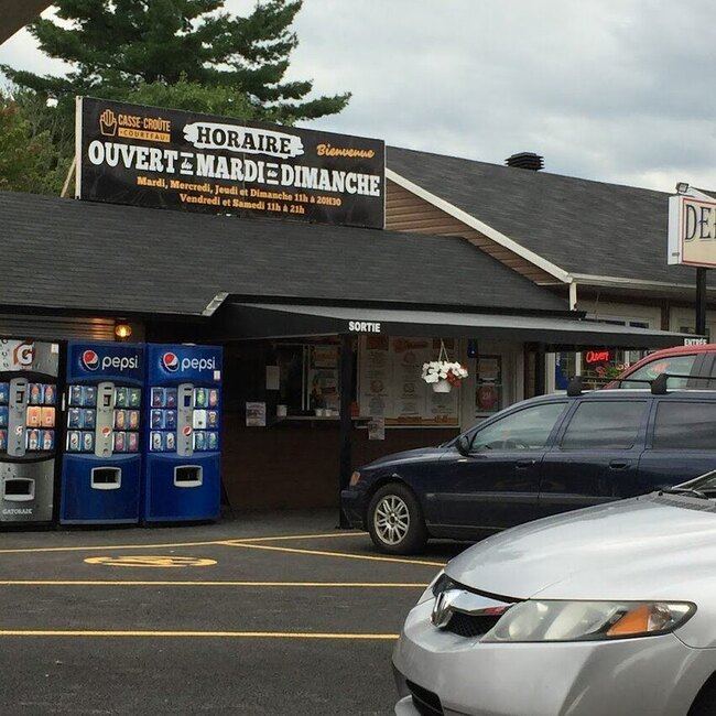 Casse-Cro&ucirc;te Courteau - Restaurants Commande en ligne Mauricie (Qu&eacute;bec)