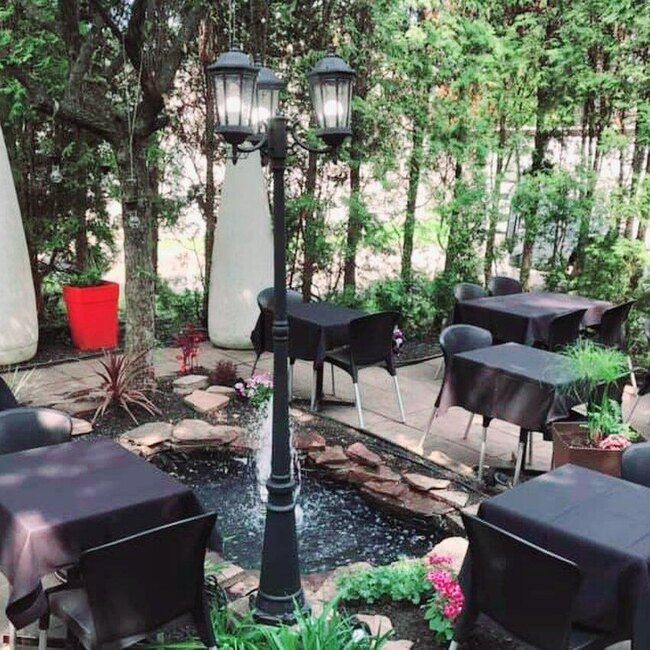 Restaurant Peche Mignon -  Restaurants Near: G9A4S3