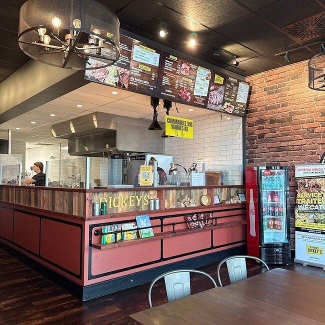 Fumoirs Dickey's - Sherbrooke Restaurants