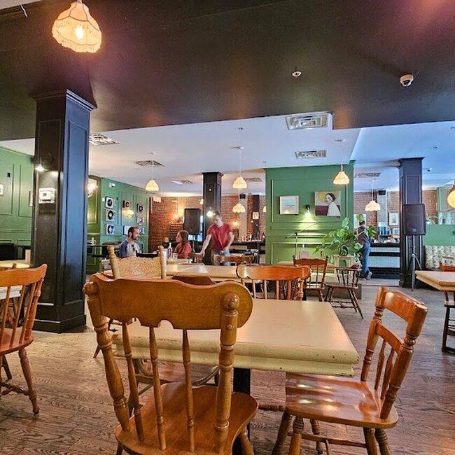 Caf&eacute; 440 Restaurant