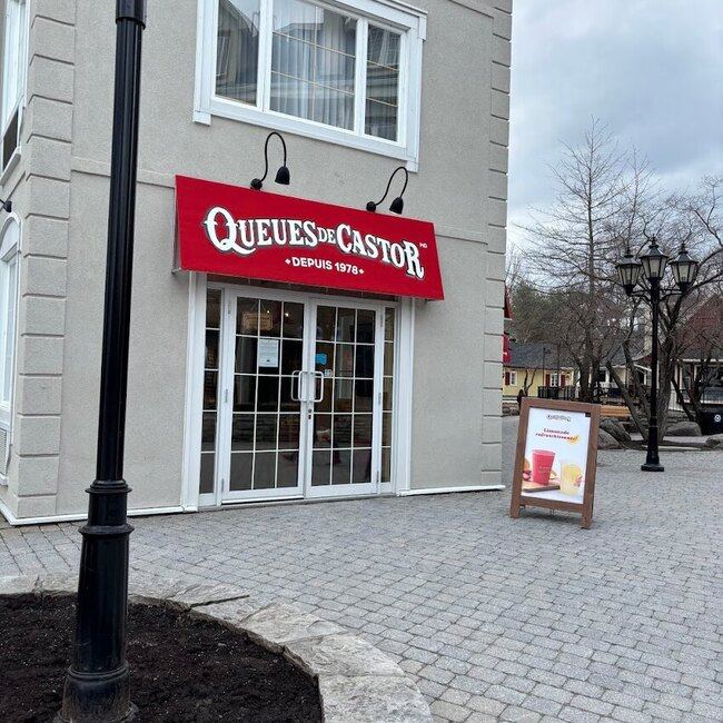 Queues de Castor - BeaverTails -  Restaurants Near: J8E1E1
