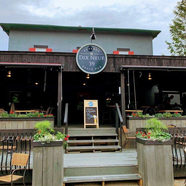 Resto Pub Auberge 1939 - Mont-Tremblant Restaurants