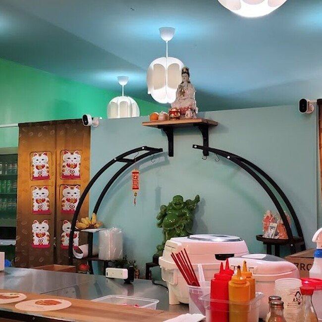 L&ecirc; Bol -  Restaurants Near: J6A2S4