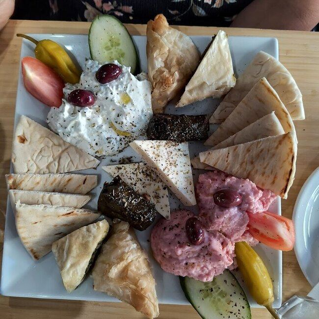 Restaurant Faikon -  Restaurants Near: J6E3M3