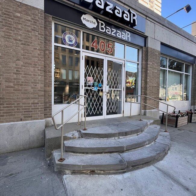 March&eacute; Bazaar - Restaurants Plats &agrave; emporter Westmount