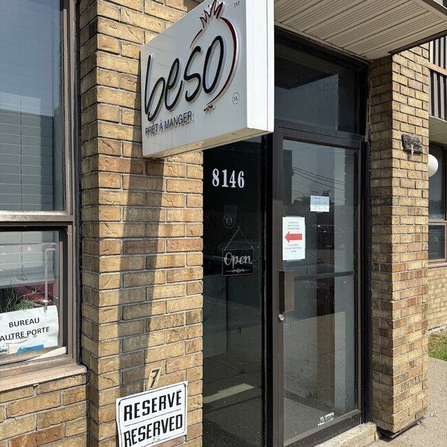 Beso Boutique - Restaurants pr&egrave;s de: H4W2T5