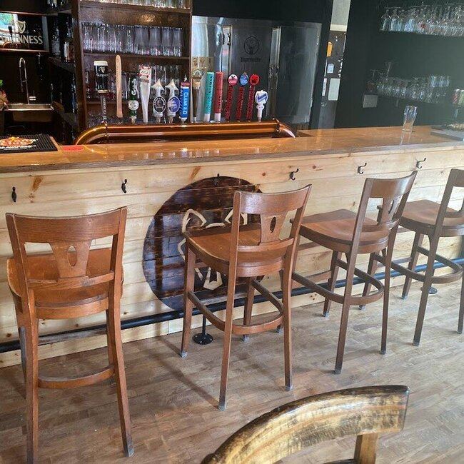 Pub O'Callaghan - Restaurants pr&egrave;s de: J3P4M5