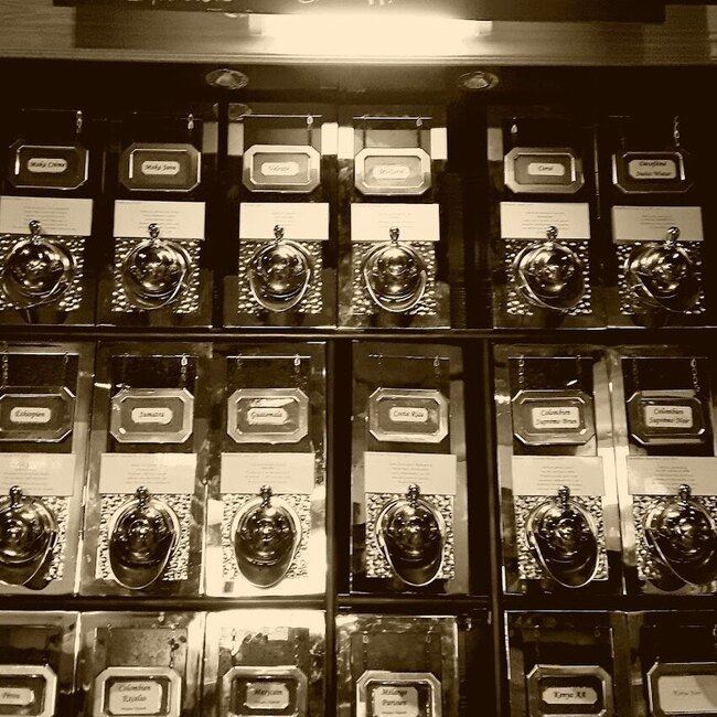 Caf&eacute; Monde Inc - Restaurants pr&egrave;s de: J7K3C1