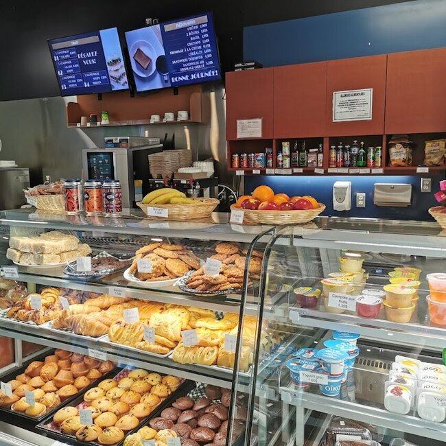 Caf&eacute; Van Houtte -  Restaurants Near: J6V1S6