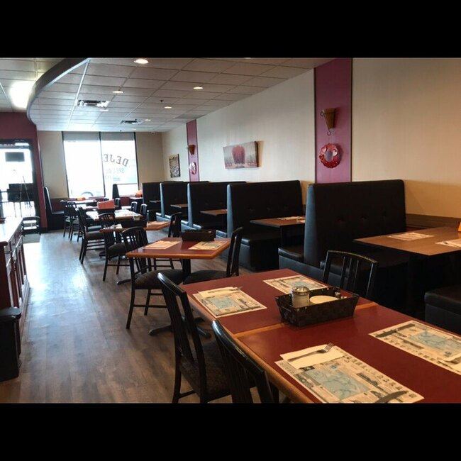 Le Restaurant Du Carrefour - Restaurants Lachute