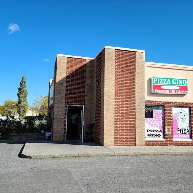 PIZZA GINO - Restaurants pr&egrave;s de: J7V1Y6