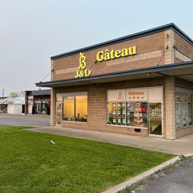 J&D Caf&eacute; Bakery - Restaurants pr&egrave;s de: J4X2S6