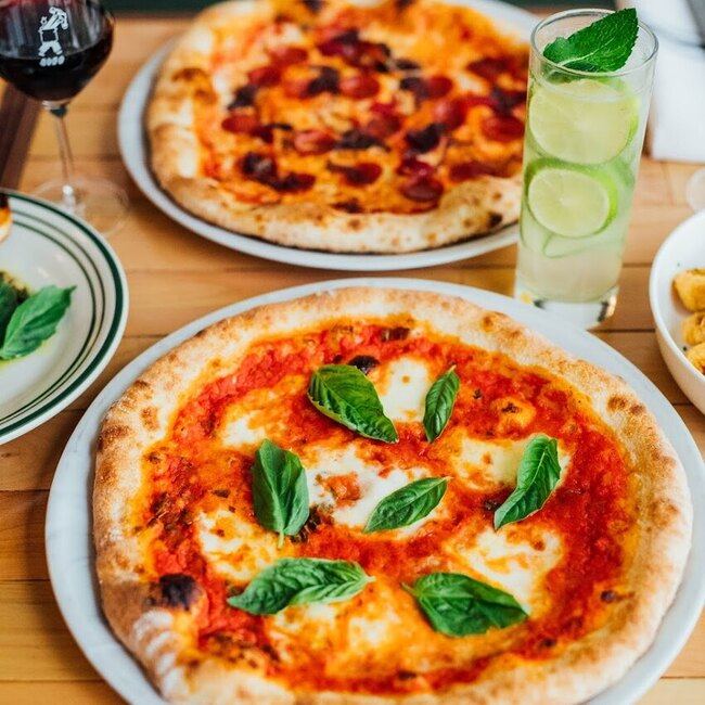 Sugo - Restaurants pr&egrave;s de: J4K1C8