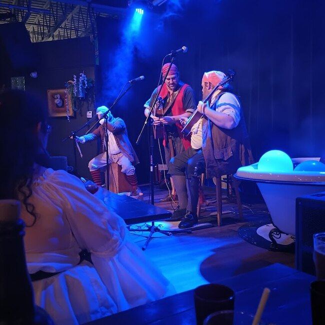 Cabaret de Curiosit&eacute;s - Restaurants pr&egrave;s de: H1V1K4