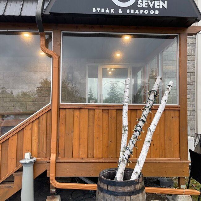Two 0 Seven Steak & Seafood - Restaurants Kahnawake