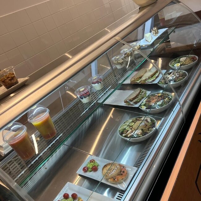 Caf&eacute; Esidem -  Restaurants Near: H4P1M1