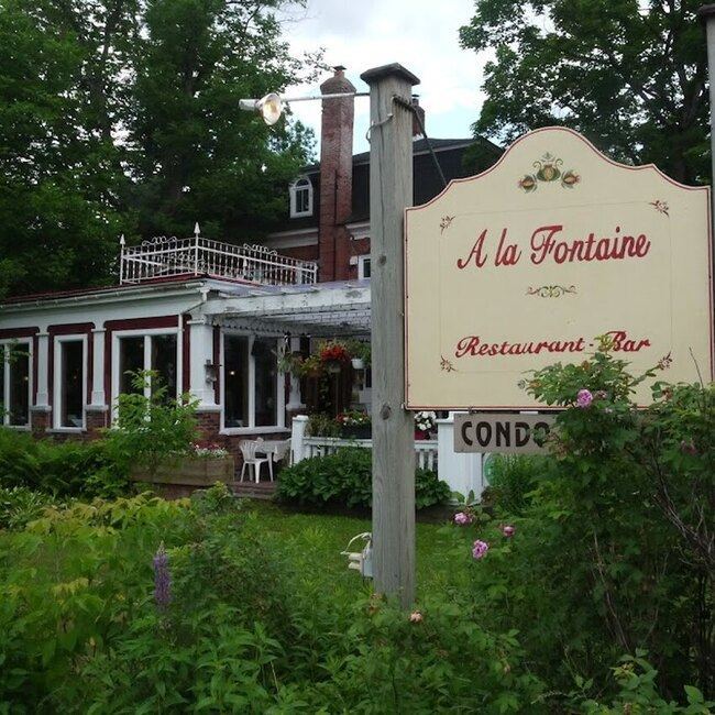 Restaurant &agrave; la fontaine - Cowansville Restaurants