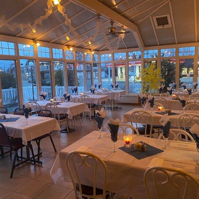 RESTAURANT PIZZERIA Ti-GRECO - Restaurants pr&egrave;s de: J5V2C2