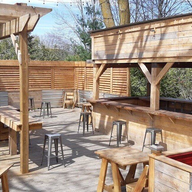 Caf&eacute; La Bezotte - Louiseville Takeout Available Restaurants