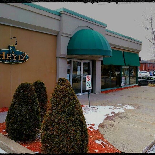 Chocolat Belge Heyez P&egrave;re et Fils Inc - Restaurants pr&egrave;s de: J3V5J2