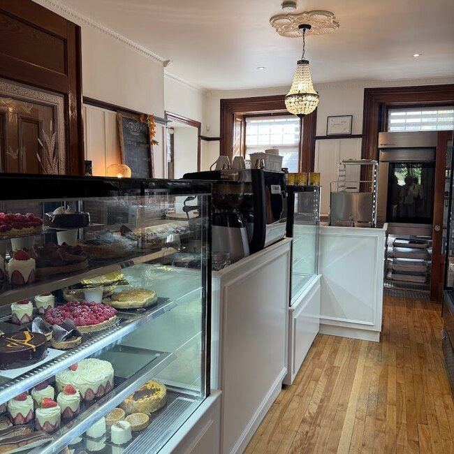 P&acirc;tisserie Maison Mallet &Icirc;le Bizard -  Restaurants Near: H9H3E2