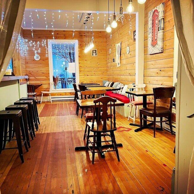 Jos&eacute;phine Caf&eacute; Traiteur -  Restaurants Near: J3A1B6