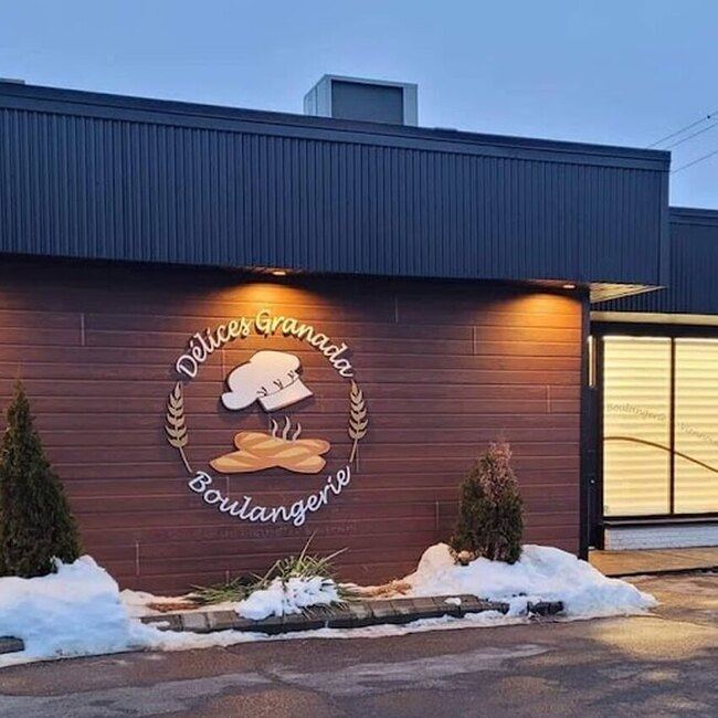 Boulangerie D&eacute;lices Granada -  Restaurants Near: J2B7P5