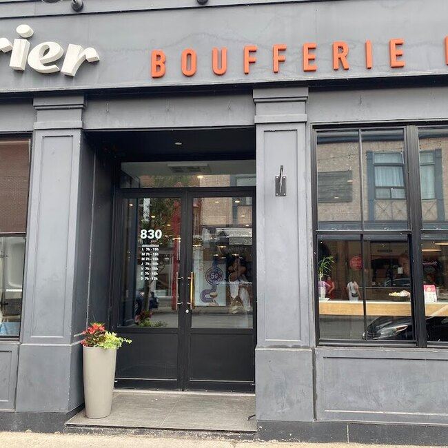 Bistro Lachine - Restaurants pr&egrave;s de: H8S2P4