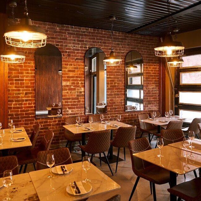 Moreiras Pizza Bar - Montreal-Southwest Delivery Restaurants