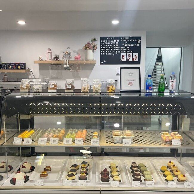 P&acirc;tisserie Coucou G&acirc;teau - Shaughnessy Village Restaurants