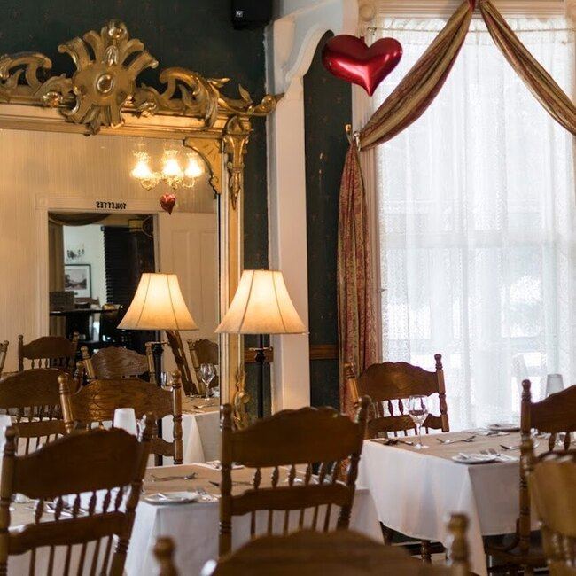 Restaurant La Tour du Lac - Restaurants pr&egrave;s de: J8C1K2