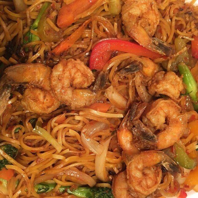 Golden - Dollard-des-Ormeaux Takeout Available Open Supper Restaurants