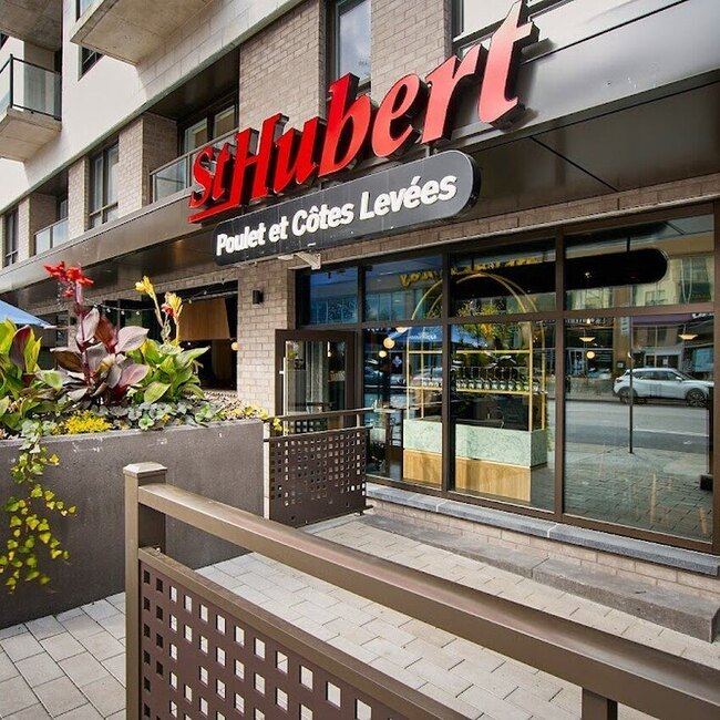 Rôtisserie St-Hubert Montréal - Menu, avis & plus janvier 2026