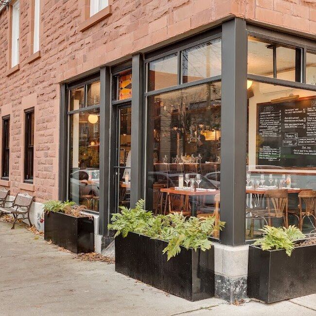 Le Chien Fumant Montréal - Menu, avis & plus janvier 2026