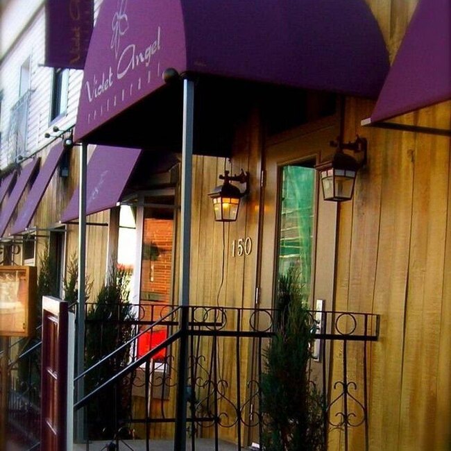 Violet Angel Pizza Artisanale -  Restaurants Near: J7V4X2