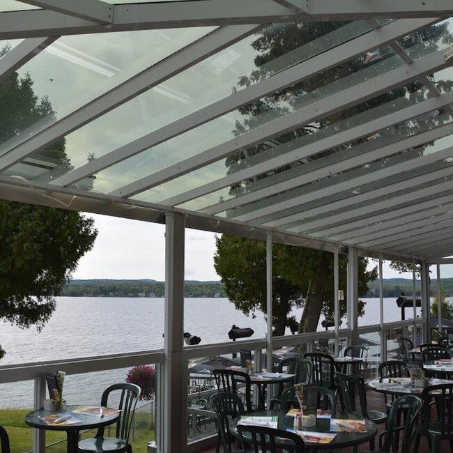 Brasserie Lac Brompton - Eastern Townships Pub Restaurants