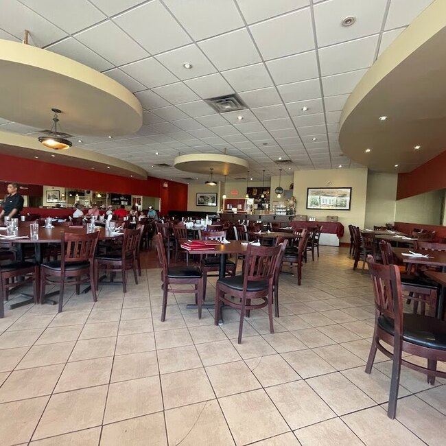 Restaurant Vieux Kam-Shing -  Restaurants Near: H7M3Y2