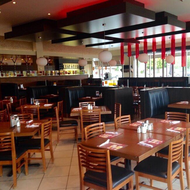 Mama Bravo -  Restaurants Near: J7V4X2