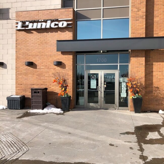 Trattoria L'Unico - Restaurants pr&egrave;s de: J4B0B1