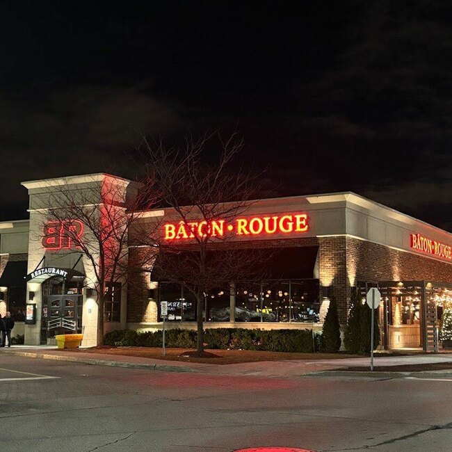 Bâton Rouge Grillhouse & Bar Restaurant